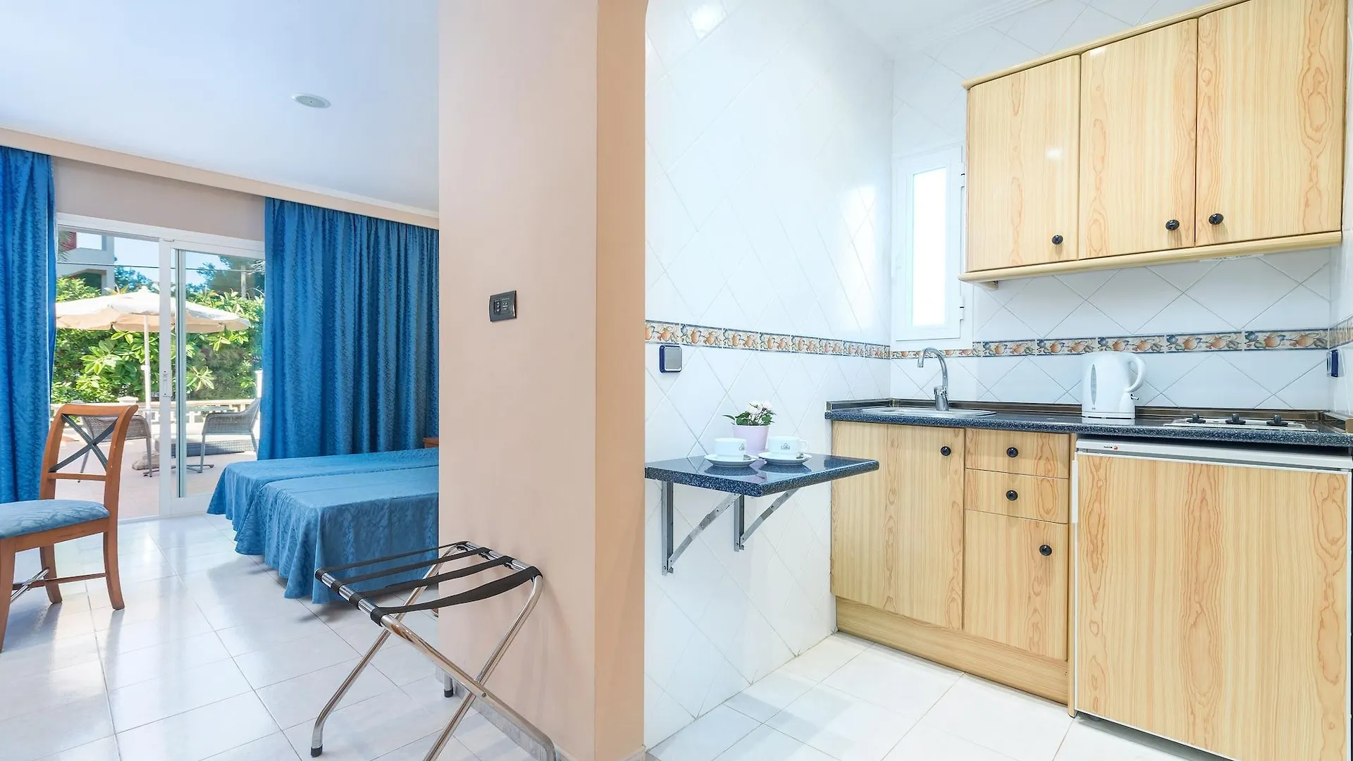 Nura Condor Playa de Palma  3*, Playa de Palma (Mallorca) Španělsko